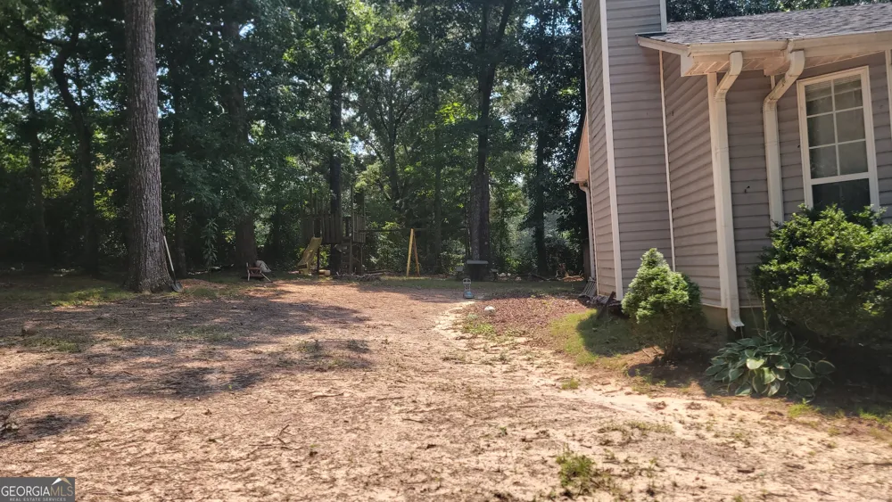 124 Taylors LN Carrollton, GA 30117