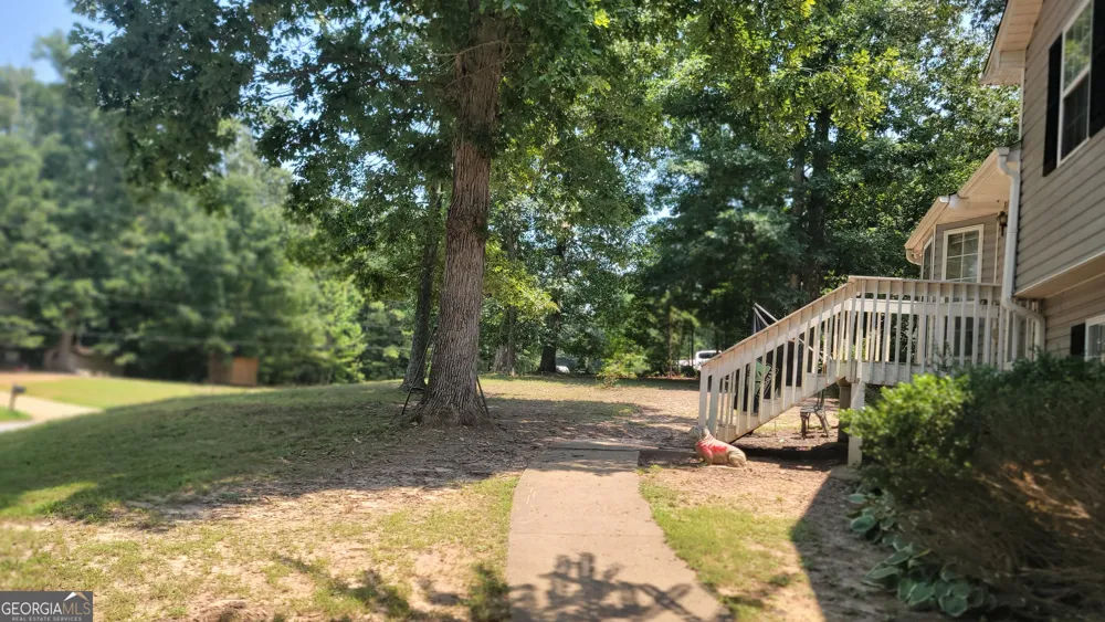 124 Taylors LN Carrollton, GA 30117