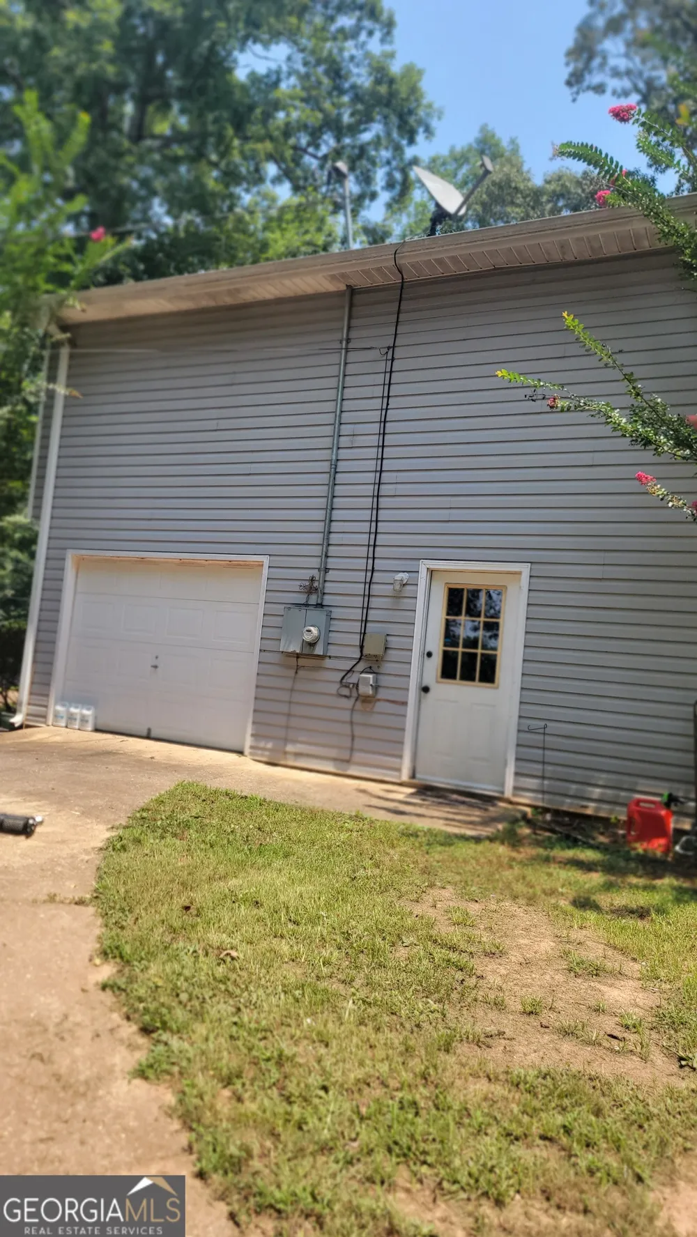 124 Taylors LN Carrollton, GA 30117