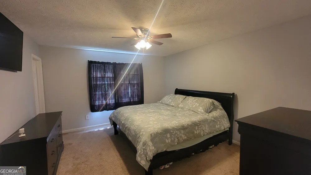 124 Taylors LN Carrollton, GA 30117