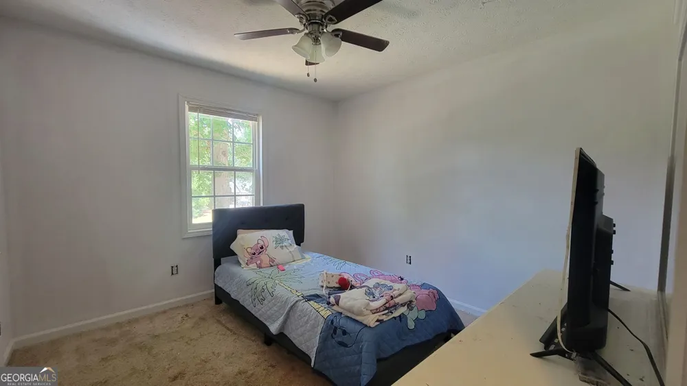 124 Taylors LN Carrollton, GA 30117