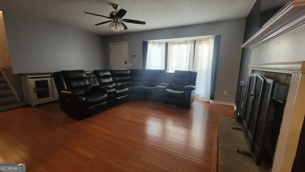 124 Taylors LN Carrollton, GA 30117