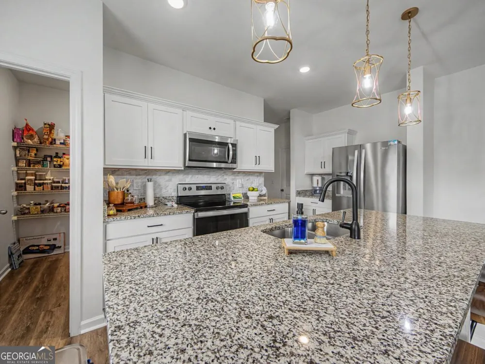 409 Matera DR NW Cartersville, GA 30120