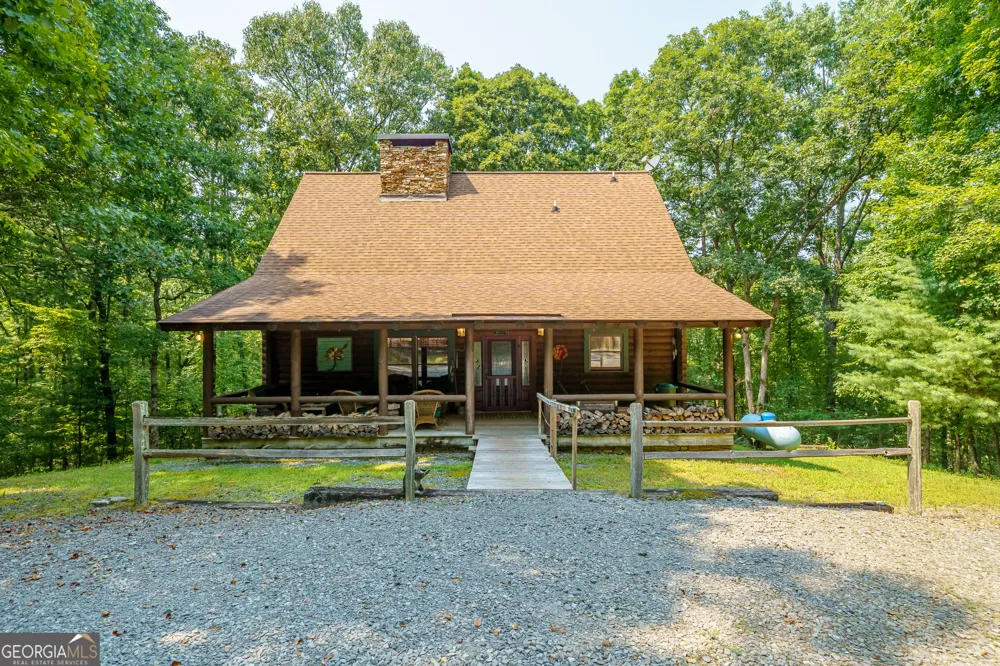 24 Indian Lake RD Mineral Bluff, GA 30559