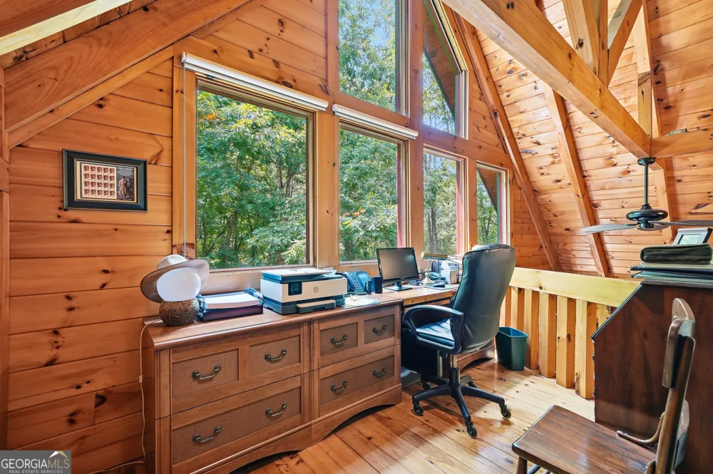24 Indian Lake RD Mineral Bluff, GA 30559