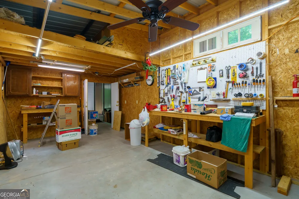 24 Indian Lake RD Mineral Bluff, GA 30559