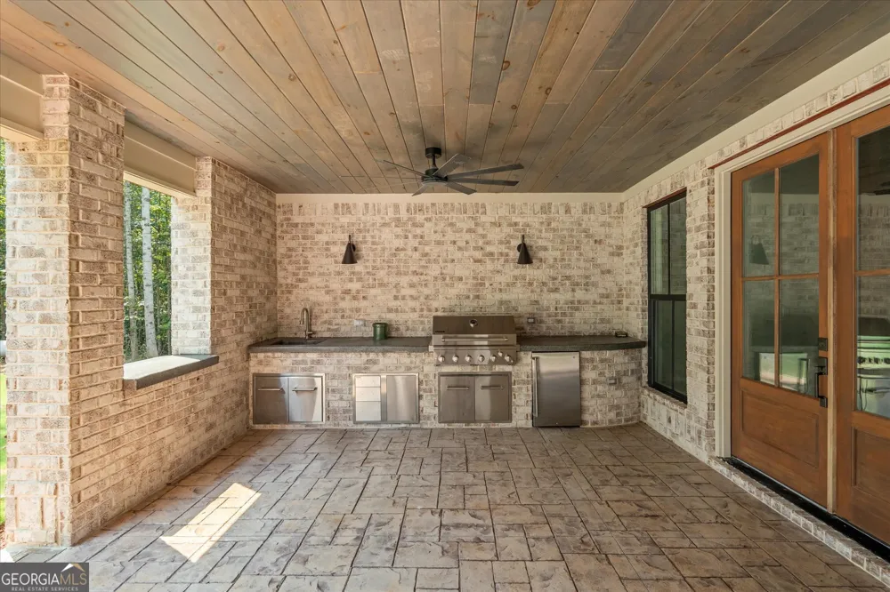 335 Gilley RD Carrollton, GA 30116