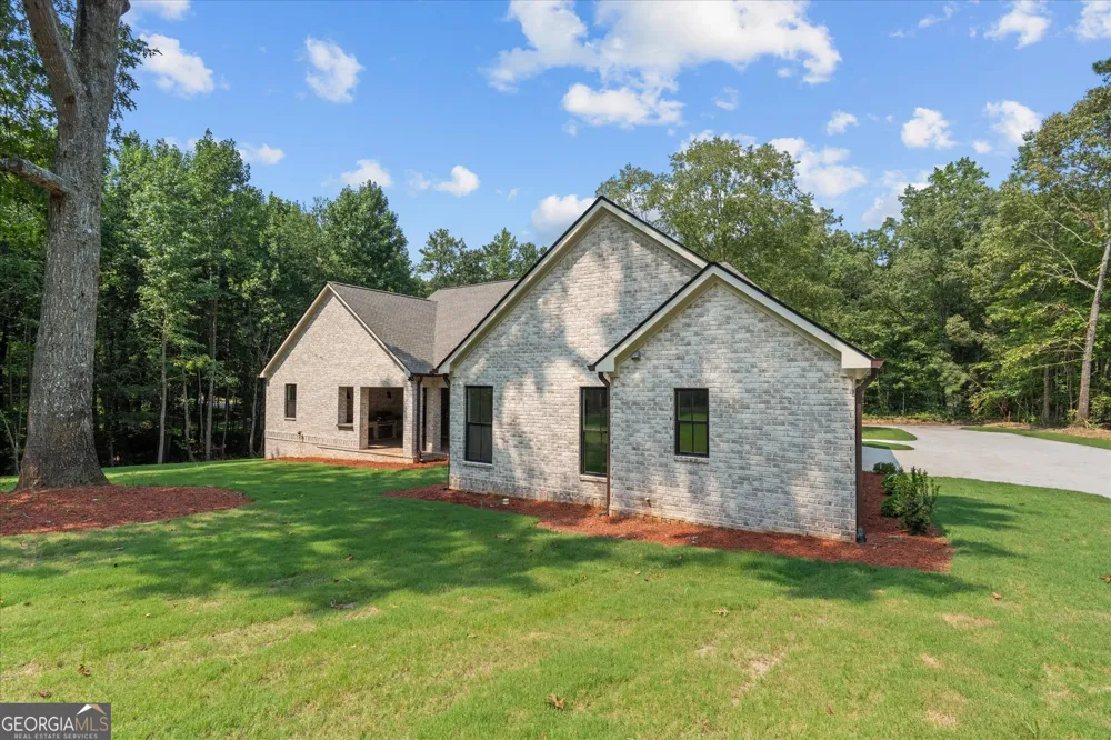 335 Gilley RD Carrollton, GA 30116