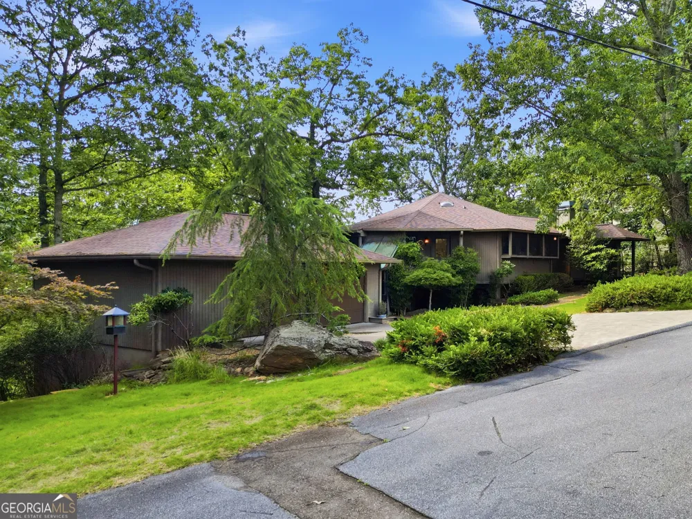 214 Ponderosa LN Waleska, GA 30183