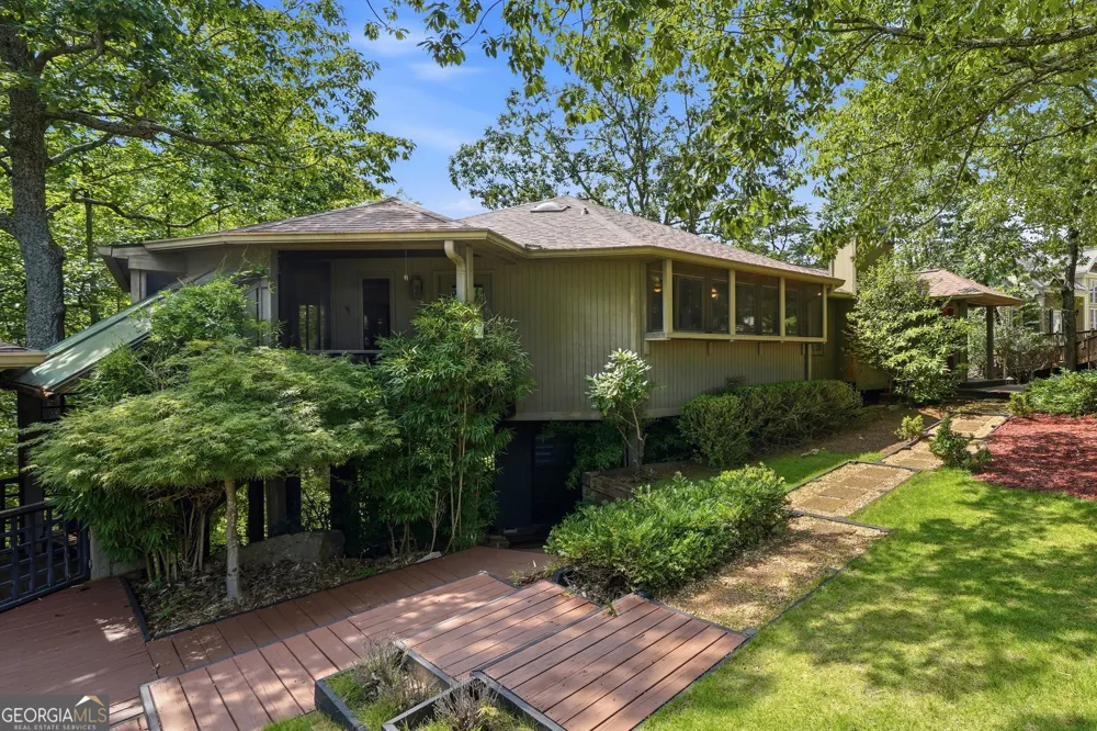 214 Ponderosa LN Waleska, GA 30183