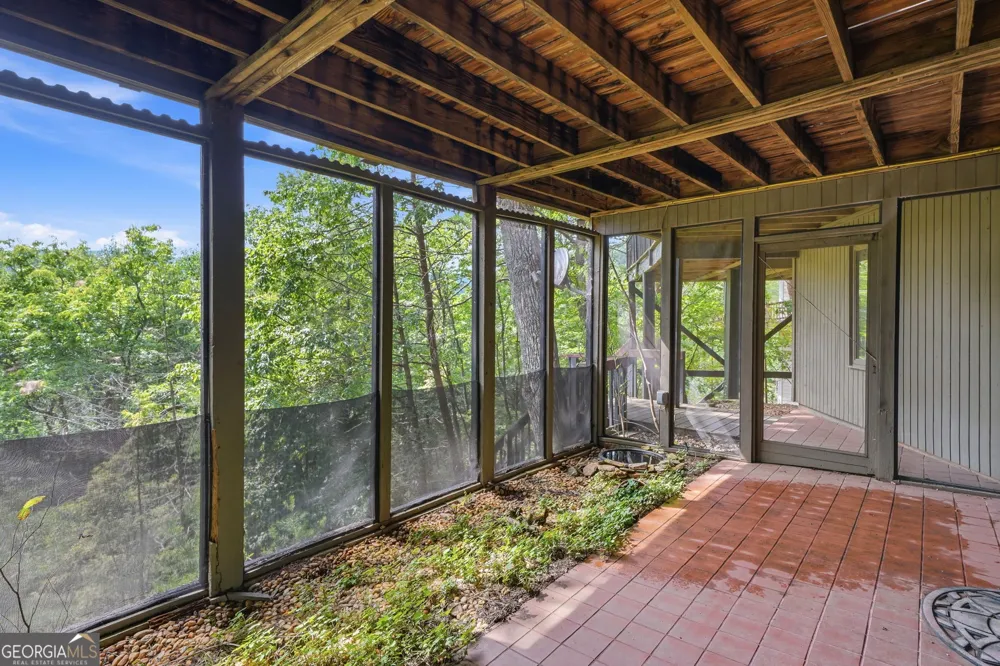 214 Ponderosa LN Waleska, GA 30183