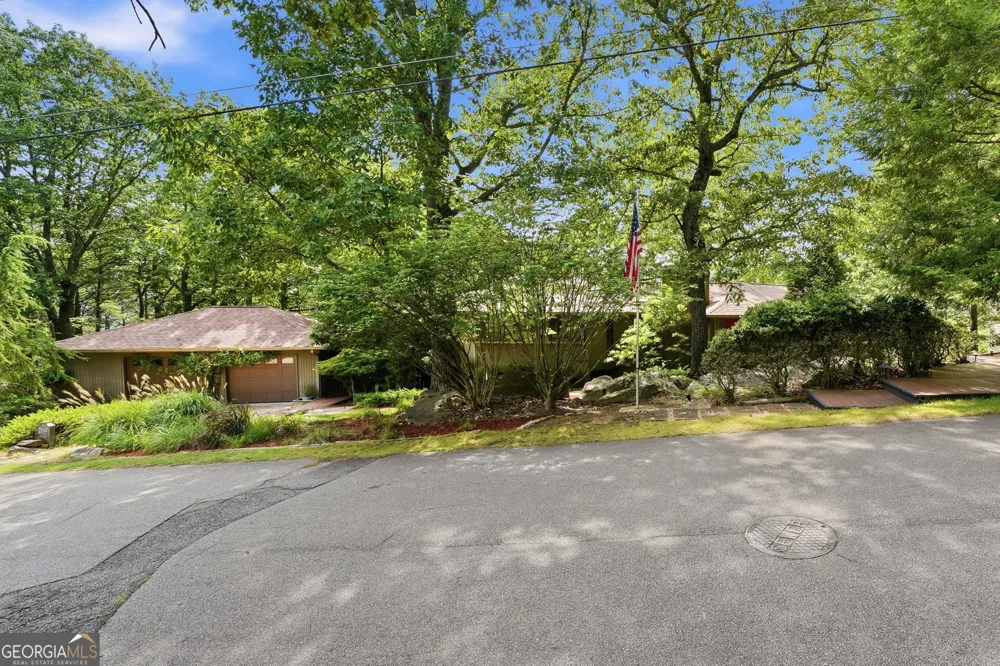 214 Ponderosa LN Waleska, GA 30183