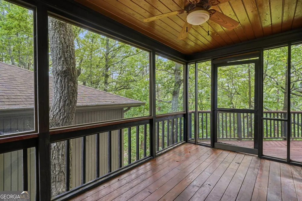 214 Ponderosa LN Waleska, GA 30183