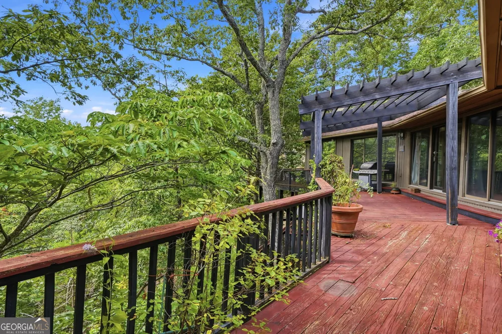 214 Ponderosa LN Waleska, GA 30183