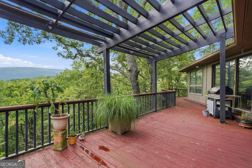 214 Ponderosa LN Waleska, GA 30183