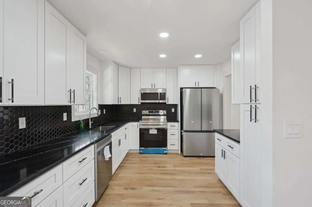 2957 Evonshire LN Dacula, GA 30019