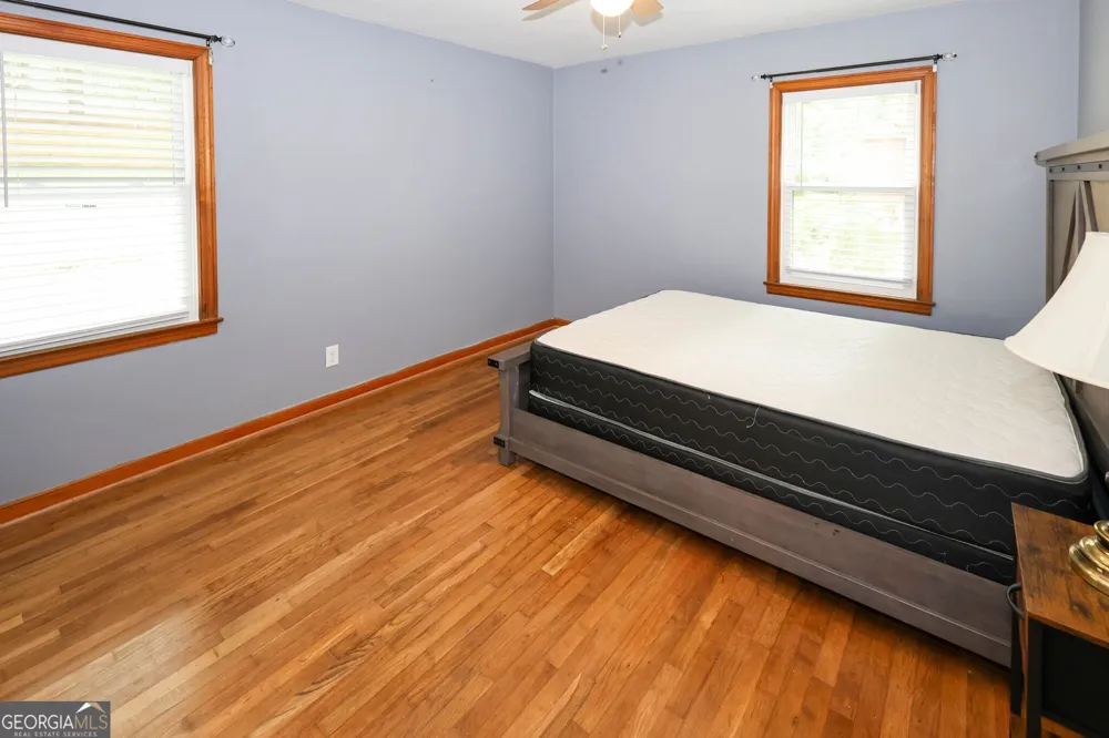 2218 Dodson DR East Point, GA 30344