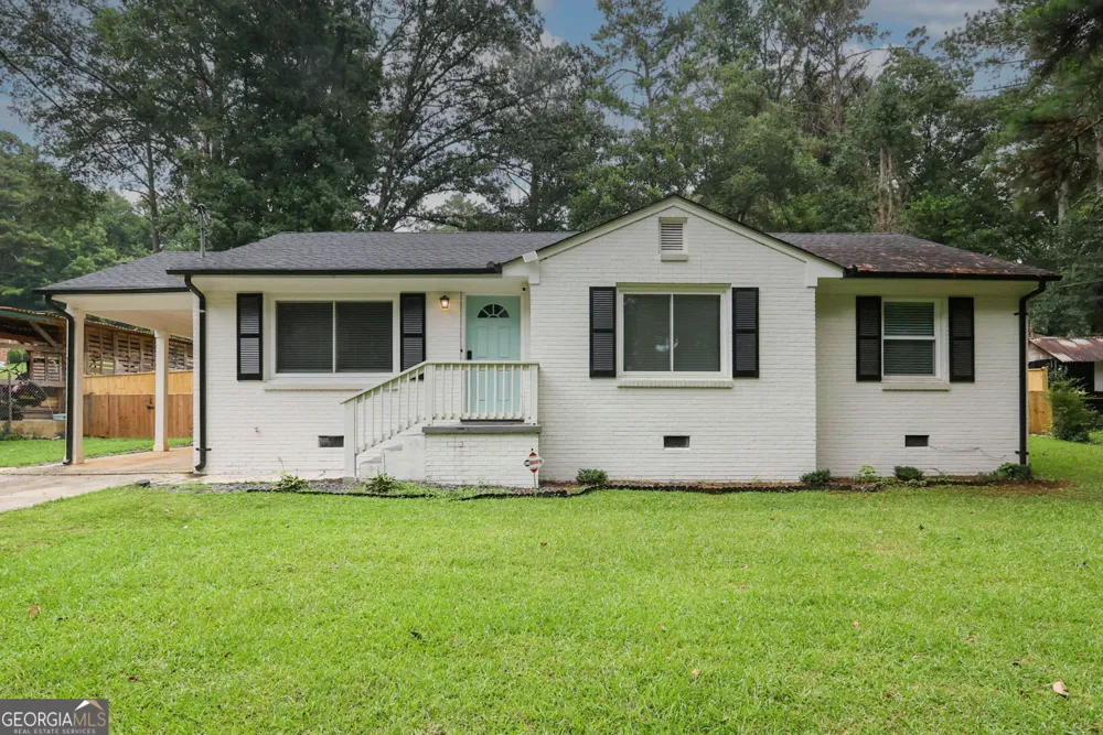 2218 Dodson DR East Point, GA 30344