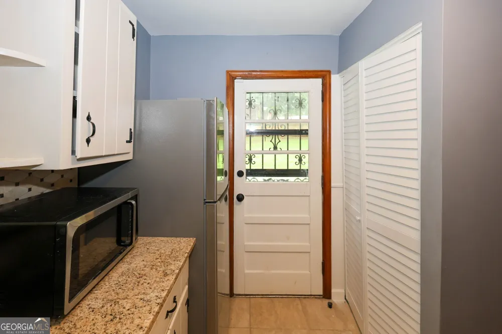 2218 Dodson DR East Point, GA 30344