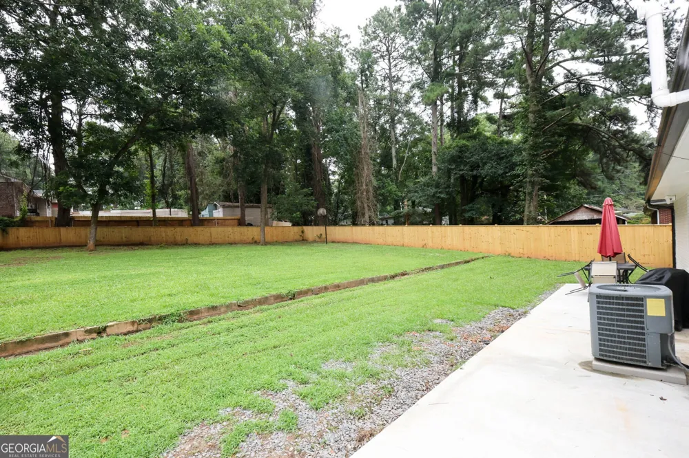 2218 Dodson DR East Point, GA 30344
