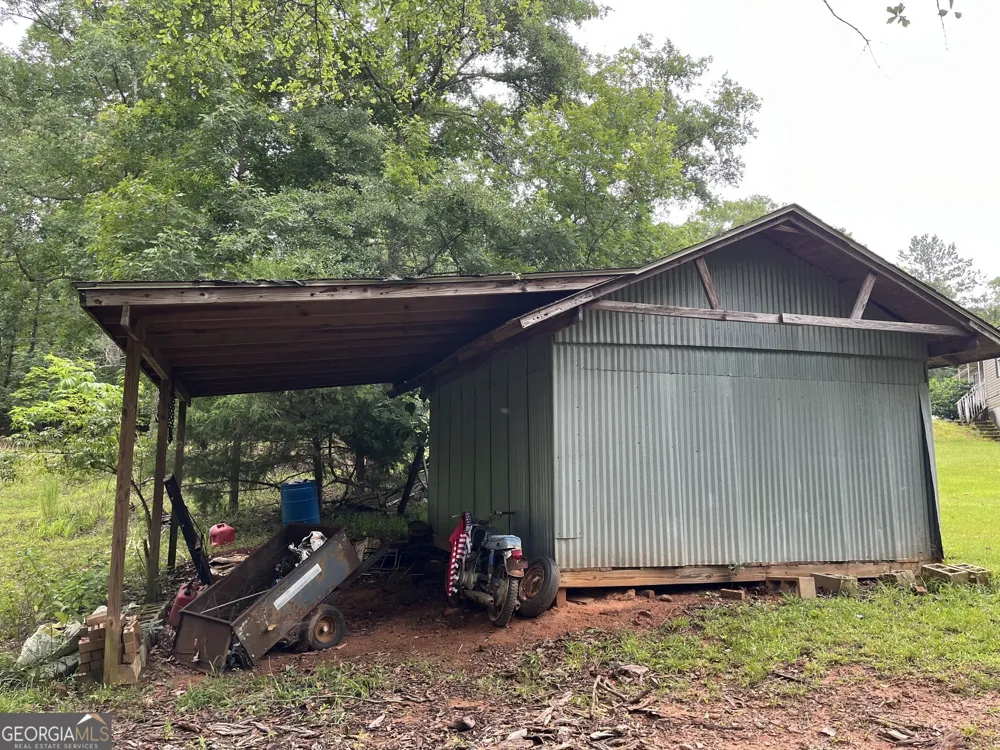 628 Ellis Church RD Haddock, GA 31033