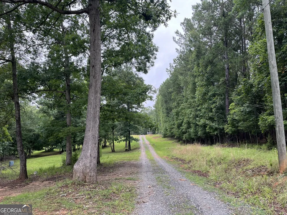628 Ellis Church RD Haddock, GA 31033