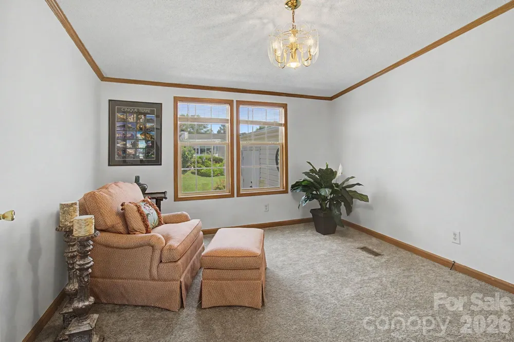 204 Red Birch Court Hendersonville, NC 28739