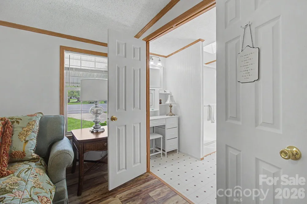 204 Red Birch Court Hendersonville, NC 28739