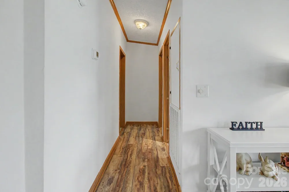 204 Red Birch Court Hendersonville, NC 28739