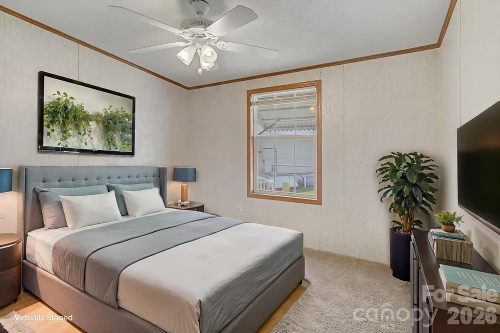 204 Red Birch Court Hendersonville, NC 28739