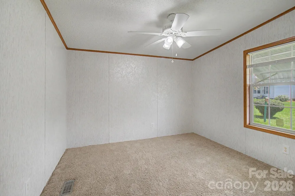 204 Red Birch Court Hendersonville, NC 28739