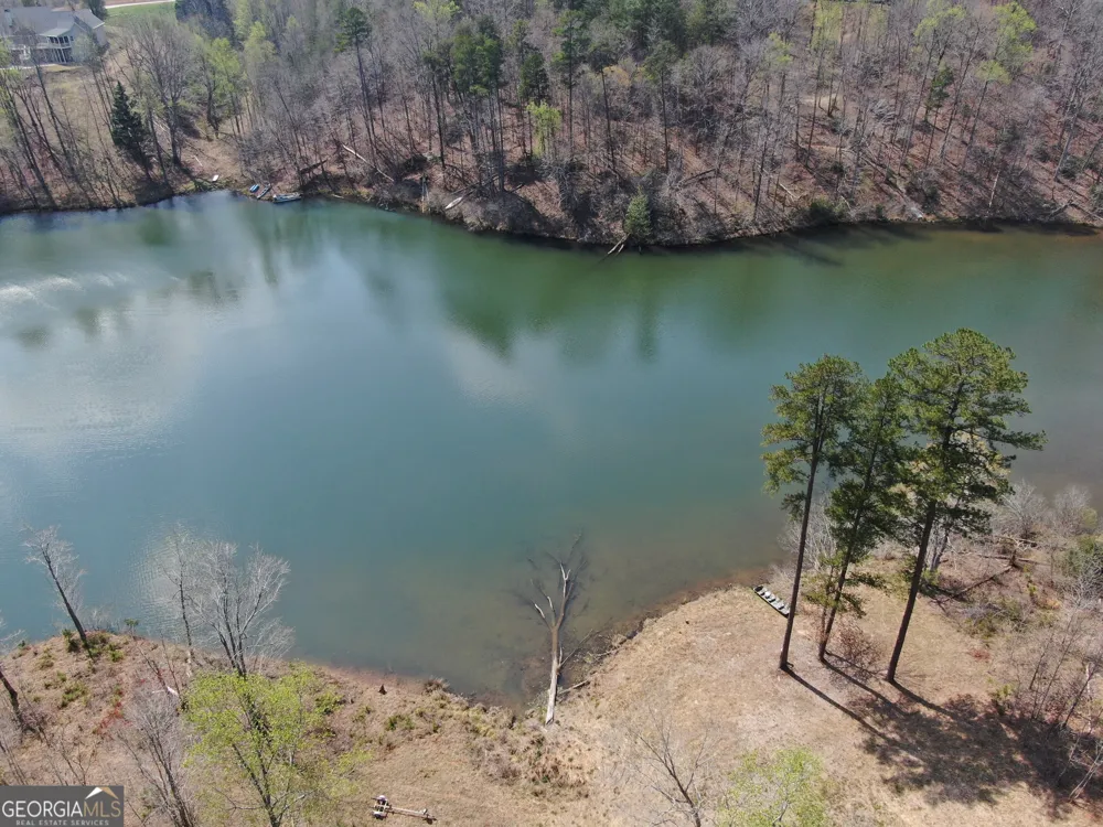 918 Purvis RD Baldwin, GA 30511