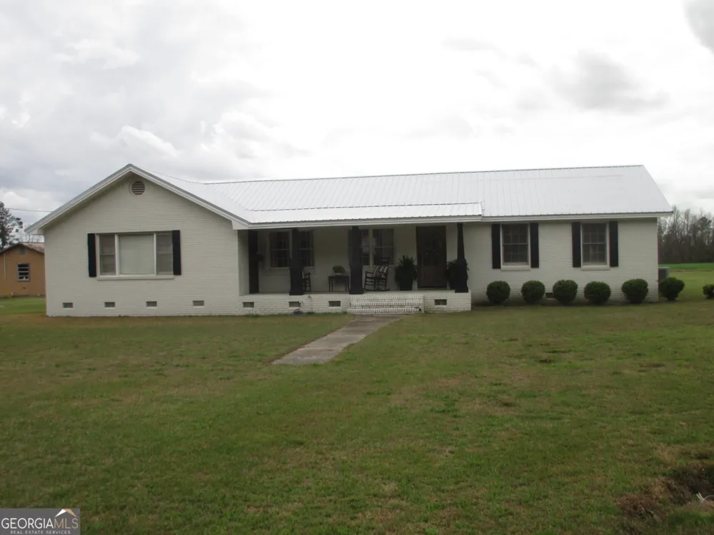 84 Comer Yawn RD Hazlehurst, GA 31539