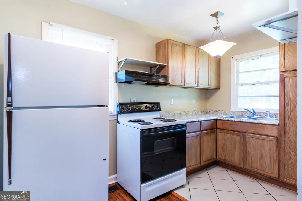 2982 Pearl ST East Point, GA 30344