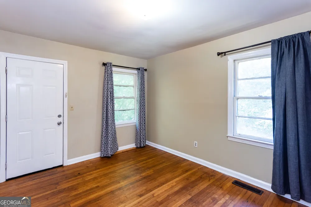 2982 Pearl ST East Point, GA 30344