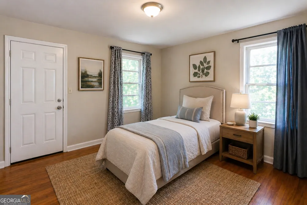2982 Pearl ST East Point, GA 30344