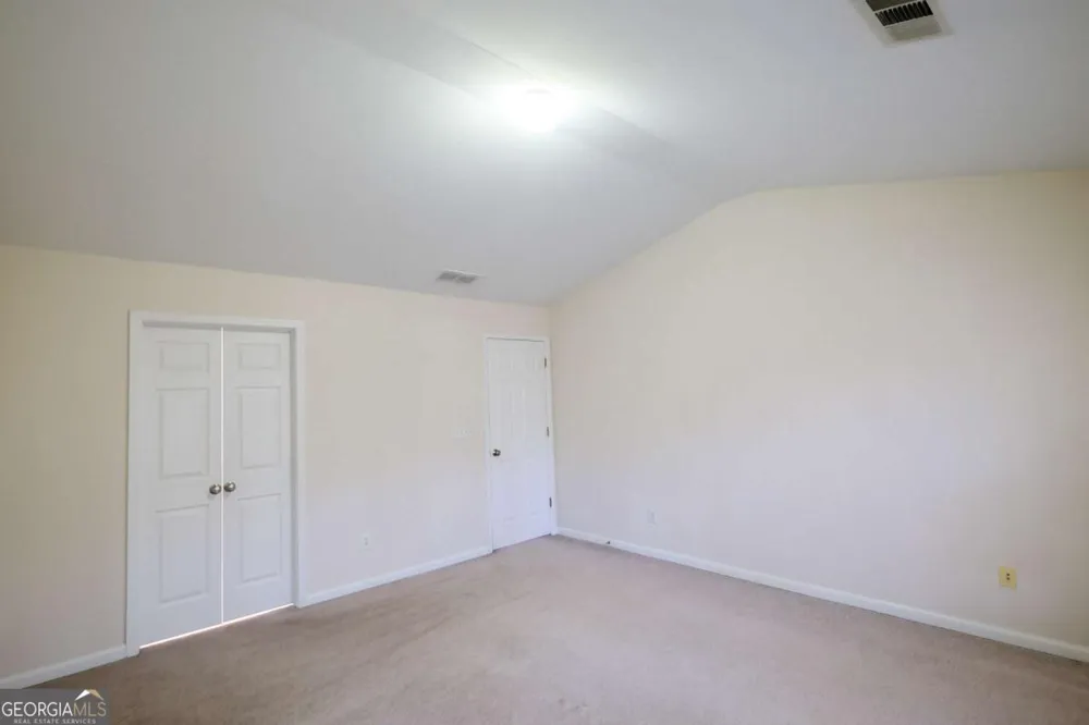1622 Hemburg TRCE Kennesaw, GA 30144