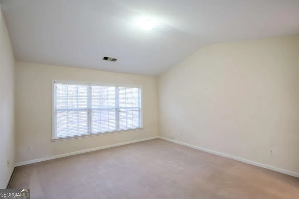 1622 Hemburg TRCE Kennesaw, GA 30144