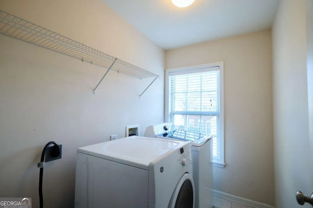 1622 Hemburg TRCE Kennesaw, GA 30144