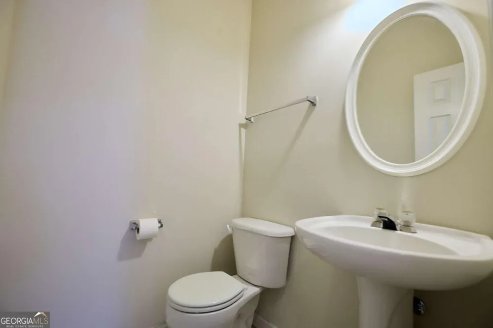 1622 Hemburg TRCE Kennesaw, GA 30144