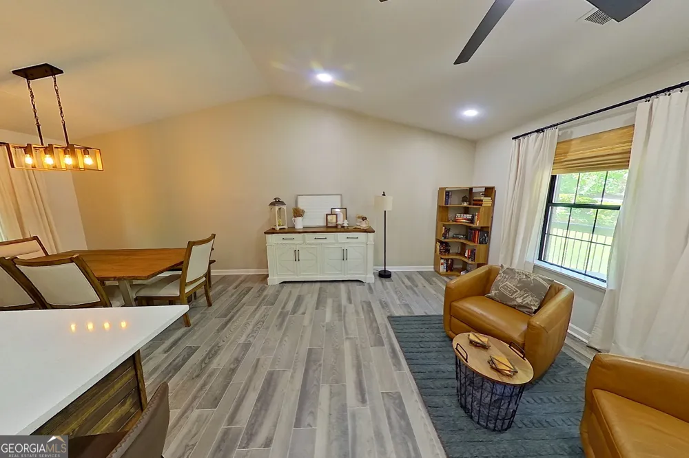 5438 Martins Crossing RD Stone Mountain, GA 30088