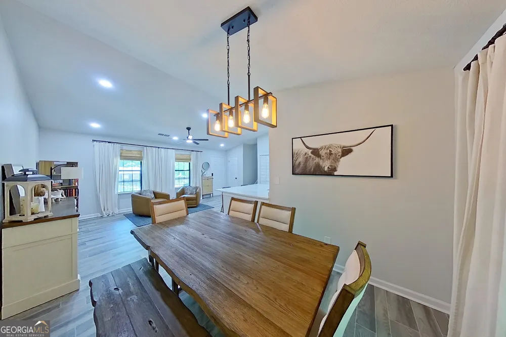 5438 Martins Crossing RD Stone Mountain, GA 30088