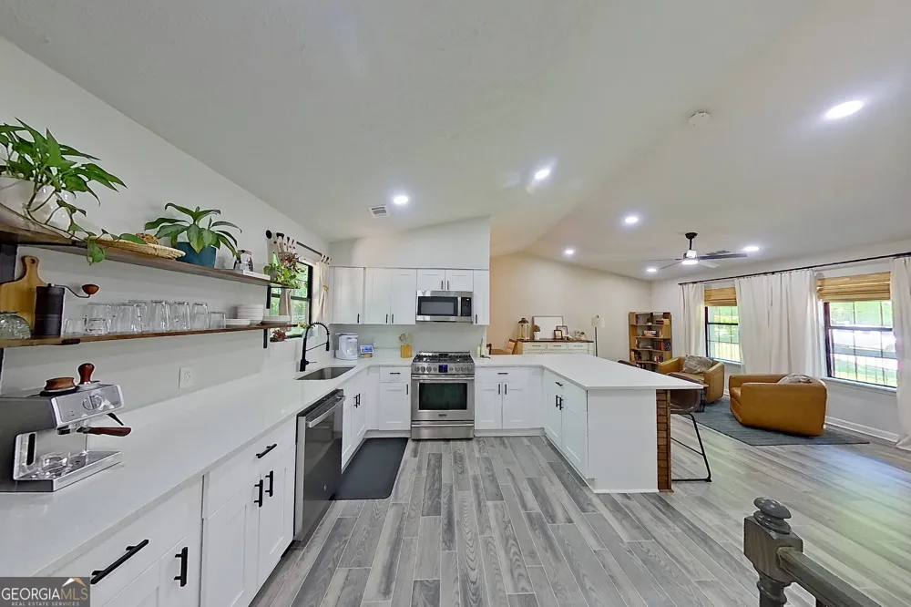 5438 Martins Crossing RD Stone Mountain, GA 30088