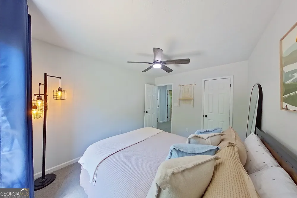 5438 Martins Crossing RD Stone Mountain, GA 30088