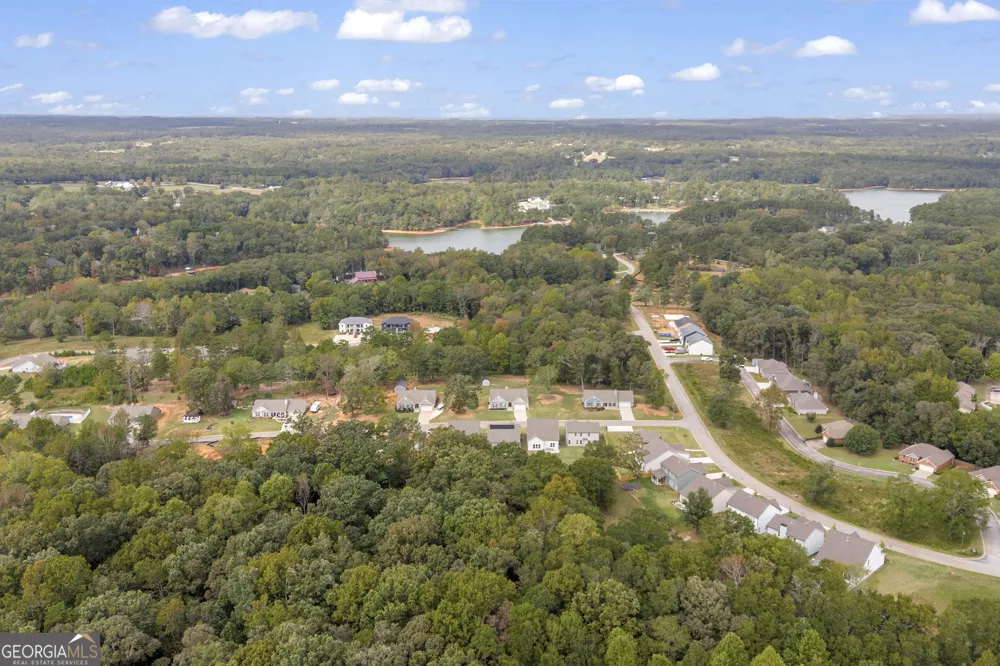 47 Bowers Estates DR Hartwell, GA 30643