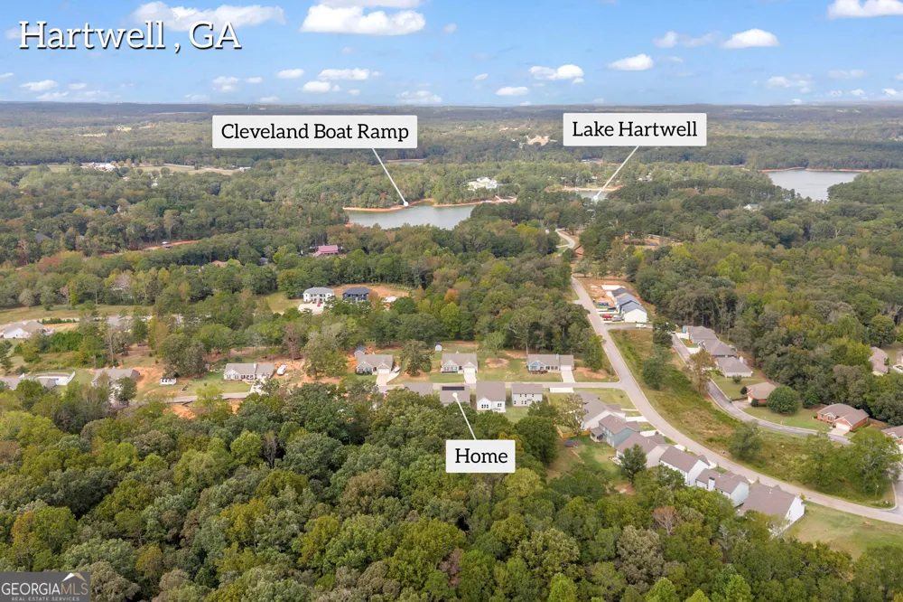 47 Bowers Estates DR Hartwell, GA 30643