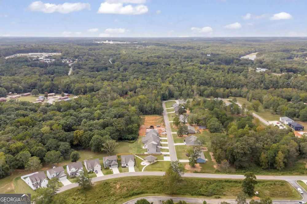 47 Bowers Estates DR Hartwell, GA 30643