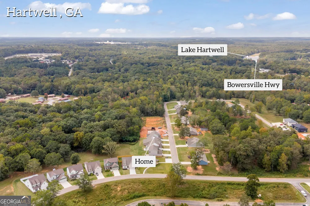 47 Bowers Estates DR Hartwell, GA 30643