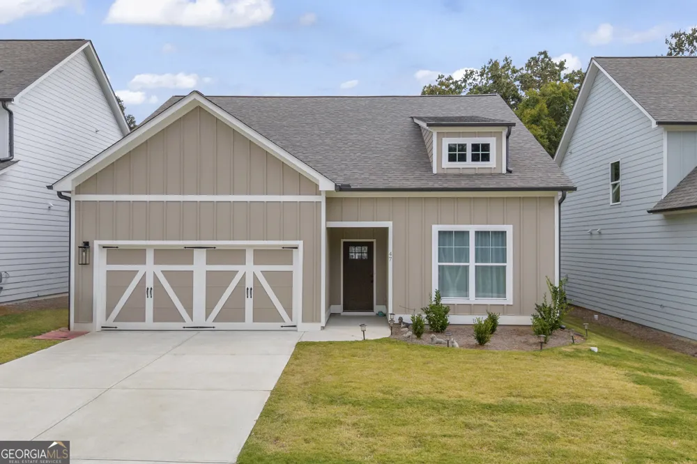 47 Bowers Estates DR Hartwell, GA 30643