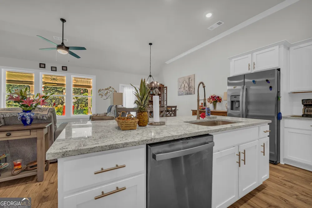 47 Bowers Estates DR Hartwell, GA 30643
